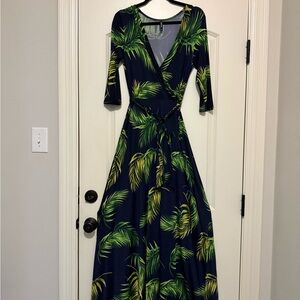 Ladies Elegant Green Leaf Print Wrap Dress